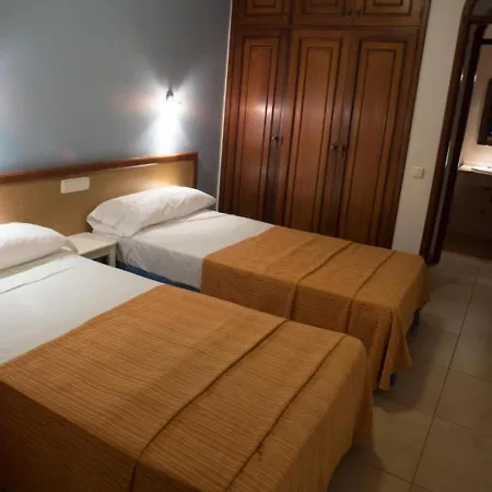 Apartment Modern With Shared Pool, Close To The Beach, In Tenerife South *