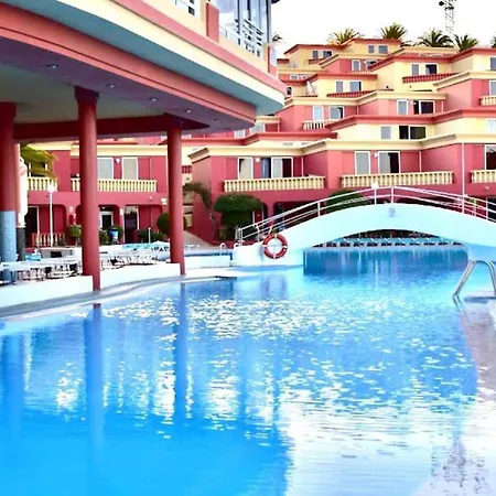 Apartment Modern With Shared Pool, Close To The Beach, In Tenerife South Costa Adeje (Tenerife)