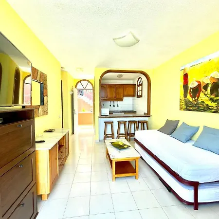 Apartment Modern With Shared Pool, Close To The Beach, In Tenerife South Costa Adeje (Tenerife)