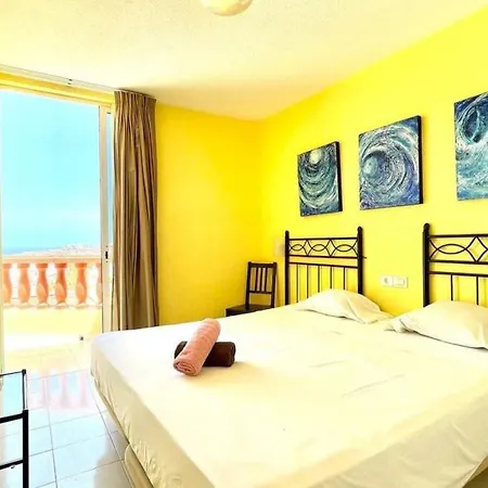 Modern With Shared Pool, Close To The Beach, In Tenerife South Apartment Costa Adeje (Tenerife)