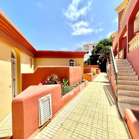 Apartment Modern With Shared Pool, Close To The Beach, In Tenerife South Costa Adeje (Tenerife)