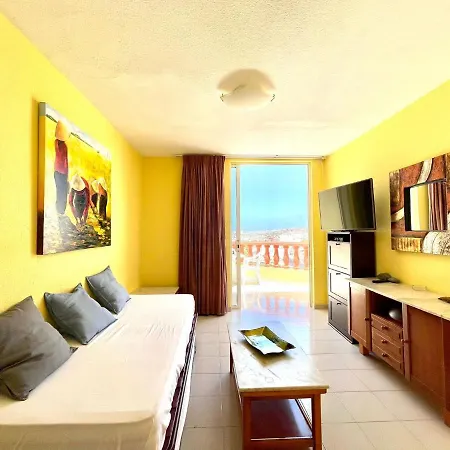 Apartment Modern With Shared Pool, Close To The Beach, In Tenerife South Costa Adeje (Tenerife)