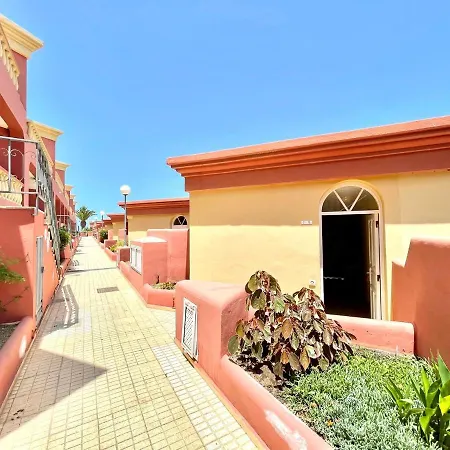 Apartment Modern With Shared Pool, Close To The Beach, In Tenerife South Costa Adeje (Tenerife)