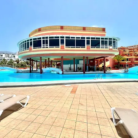 Modern With Shared Pool, Close To The Beach, In Tenerife South Apartment