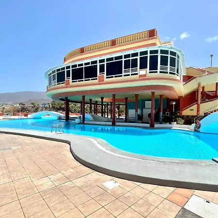 Modern With Shared Pool, Close To The Beach, In Tenerife South Costa Adeje (Tenerife)